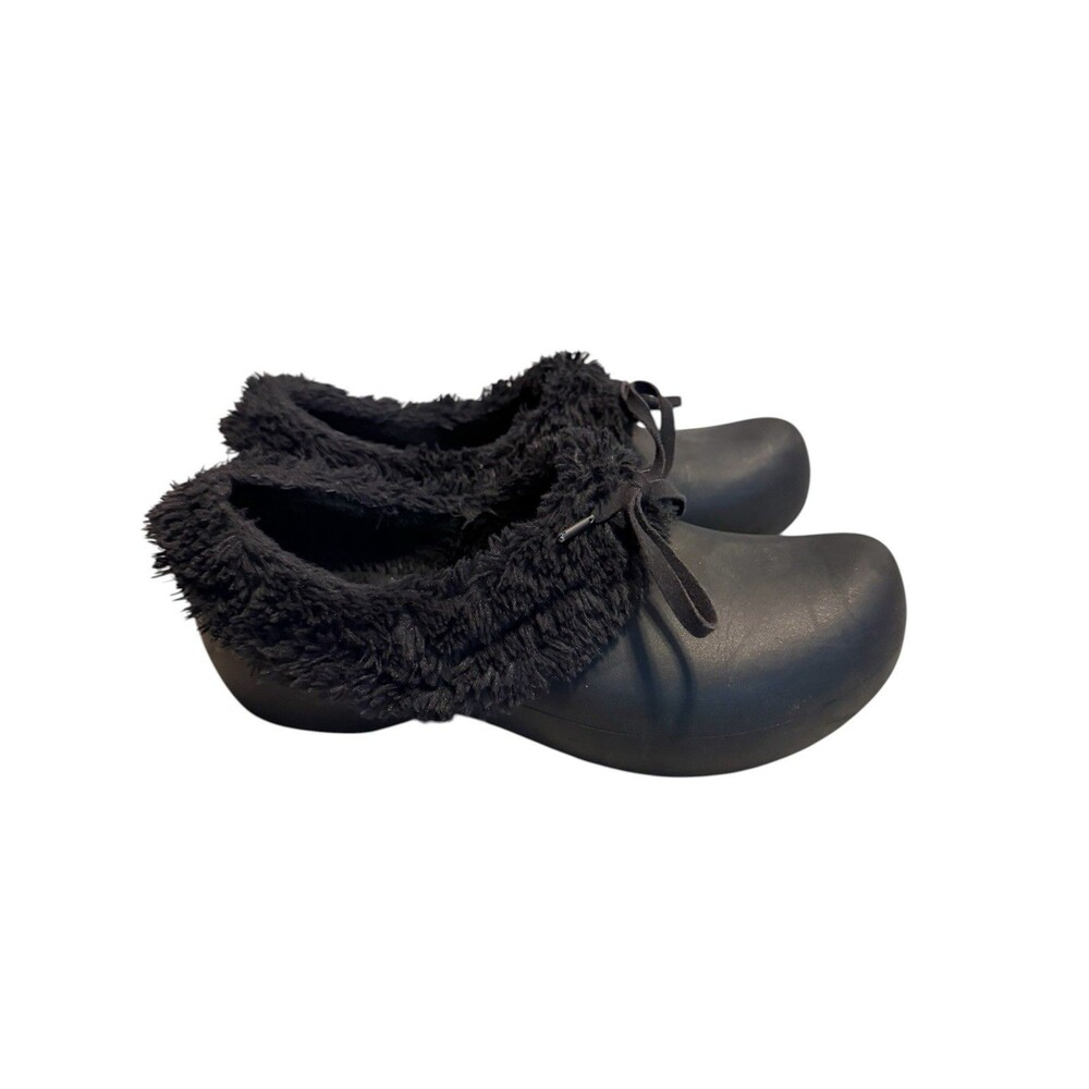 Crocs Cozy Goth Y2K Fleece Lined Clogs Black Pink Sole Slippers Size 9 - Picture 5 of 7